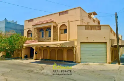 Outdoor House image for: Villa - 4 Bedrooms - 4 Bathrooms for sale in A'Ali - Central Governorate, Image 1