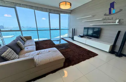 Apartment - 3 Bedrooms - 5 Bathrooms for rent in Al Juffair - Capital Governorate