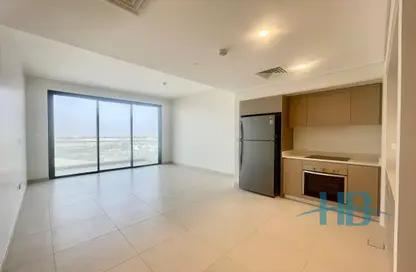 Empty Room image for: Apartment - 2 Bedrooms - 2 Bathrooms for rent in Marassi Al Bahrain - Diyar Al Muharraq - Muharraq Governorate, Image 1