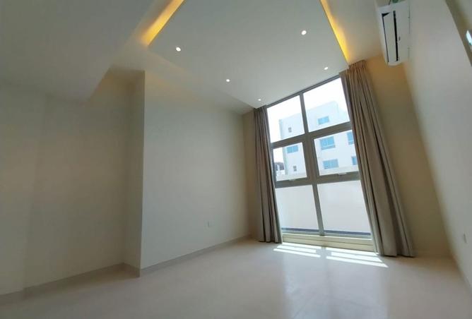 967622 - Property Image 3