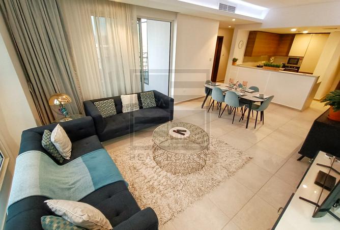 963161 - Property Image 2