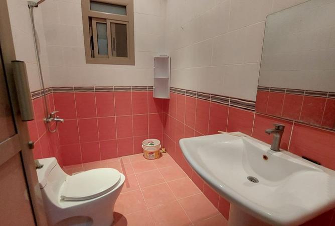 983714 - Property Image 3