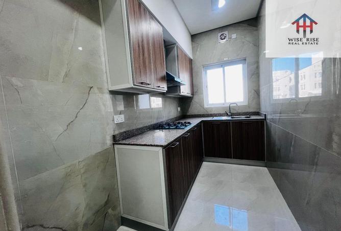 967005 - Property Image 2