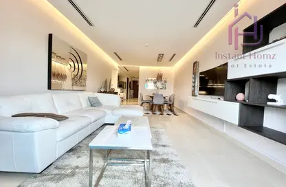Apartment - 2 Bedrooms - 3 Bathrooms for rent in Reef Island - Capital Governorate