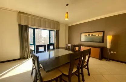 Dining Room image for: Apartment - 2 Bedrooms - 2 Bathrooms for rent in Al Juffair - Capital Governorate, Image 1