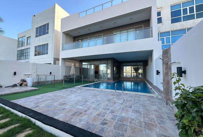 965808 - Property Main Image
