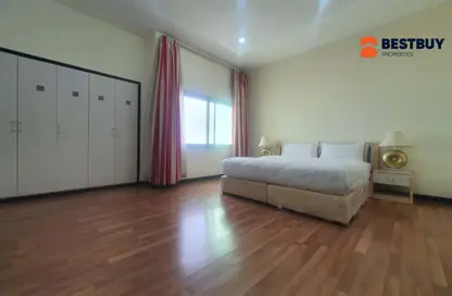 Apartment - 2 Bedrooms - 2 Bathrooms for rent in Al Juffair - Capital Governorate