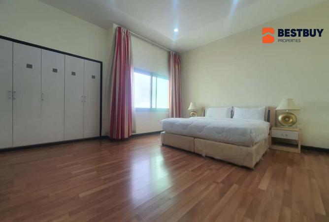 983981 - Property Main Image