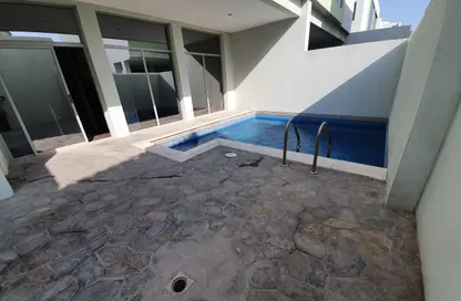 Villa - 3 Bedrooms - 4 Bathrooms for rent in Mahooz - Manama - Capital Governorate