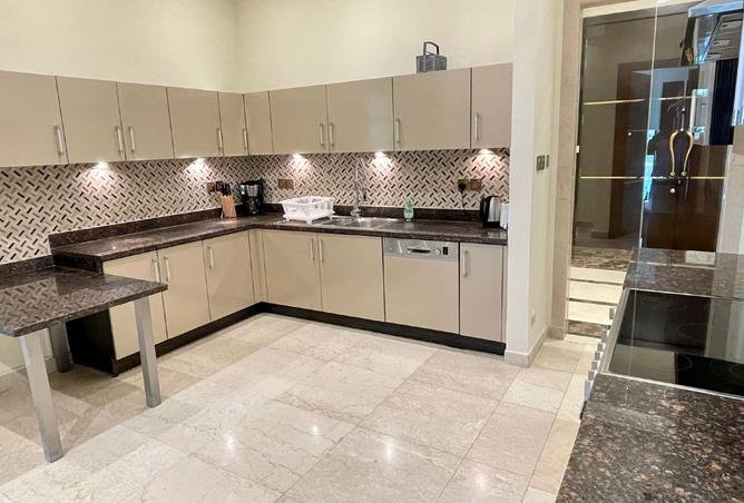 981637 - Property Image 3