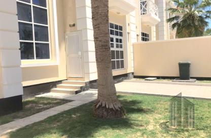 Villa - 4 Bedrooms - 5 Bathrooms for rent in Hamala - Northern Governorate