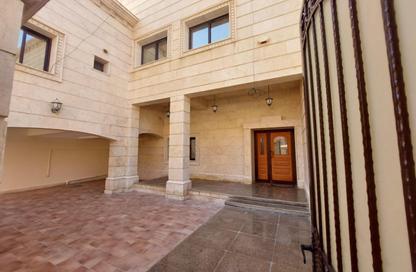 Villa - 3 Bedrooms - 3 Bathrooms for rent in Busaiteen - Muharraq Governorate