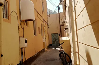 Townhouse - 5 Bedrooms - 4 Bathrooms for sale in Hidd - Muharraq Governorate