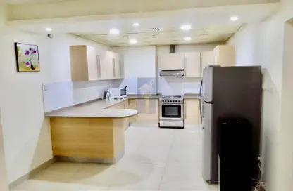 Kitchen image for: Apartment - 1 Bedroom - 1 Bathroom for rent in Al Juffair - Capital Governorate, Image 1