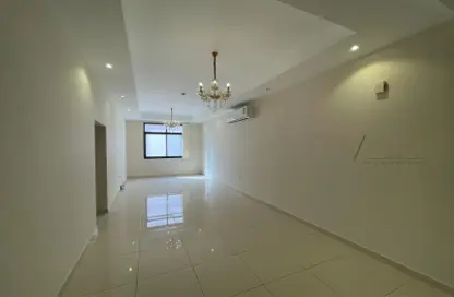 Apartment - 2 Bedrooms - 2 Bathrooms for rent in Hidd - Muharraq Governorate