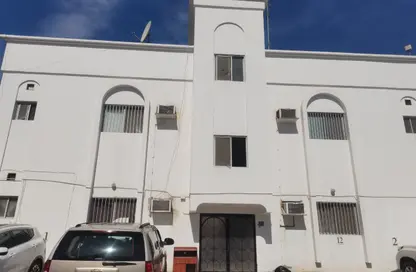 عمارة بالكامل - 3 غرف نوم - 2 حمامات للبيع في عراد - المحرق