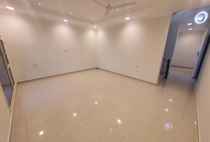 937351 - Property Image 2