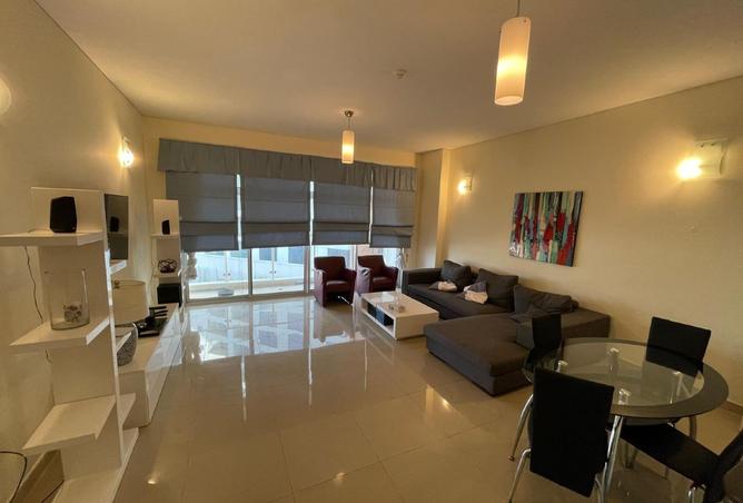 960854 - Property Image 2