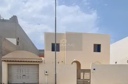 Townhouse - 7 Bedrooms - 4 Bathrooms for sale in Hamad Town - Northern Governorate