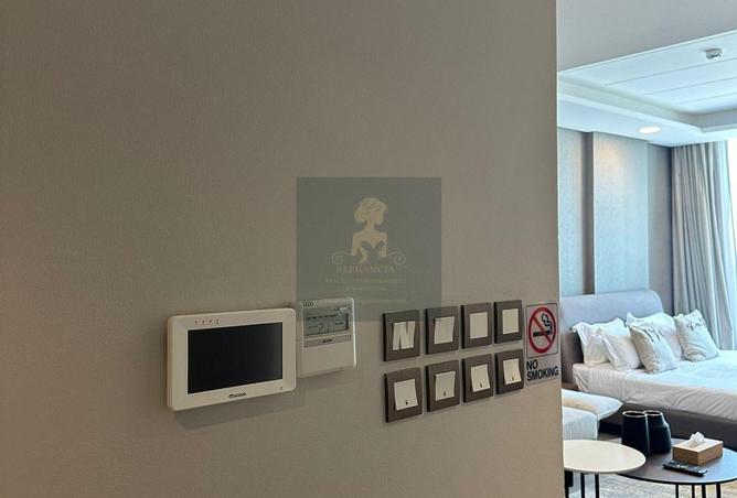 967309 - Property Image 2