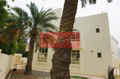 Villa - 5 Bedrooms - 6 Bathrooms for rent in Tubli - Central Governorate