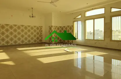 Apartment - 3 Bedrooms - 4 Bathrooms for rent in Arad - Muharraq Governorate