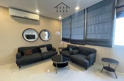 شقة - 2 غرف نوم - 3 حمامات للايجار في الجنبية - المحافظة الشمالية