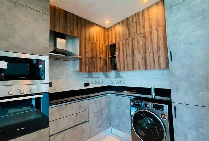 987720 - Property Image 3