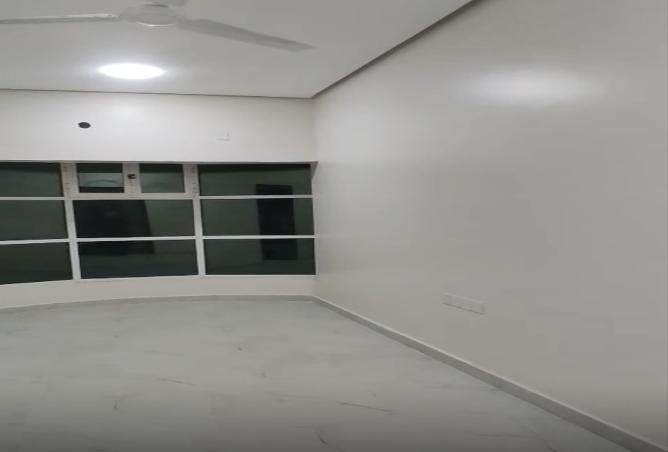 956591 - Property Main Image