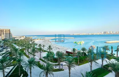 Apartment - 4 Bedrooms - 5 Bathrooms for rent in The Address Residences - Diyar Al Muharraq - Muharraq Governorate