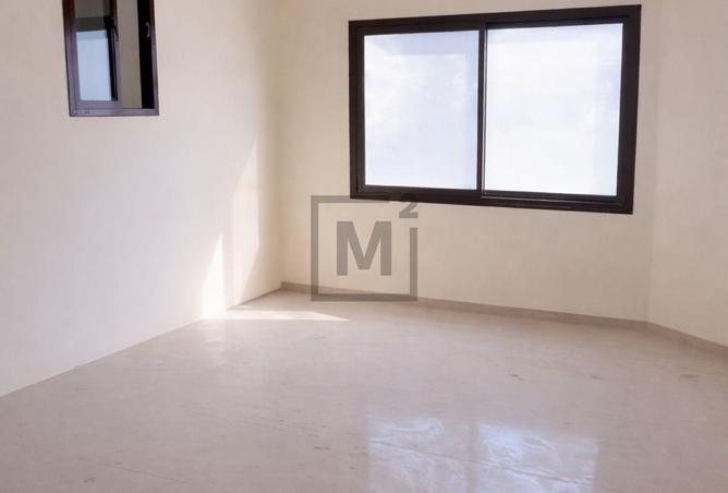 992547 - Property Image 2