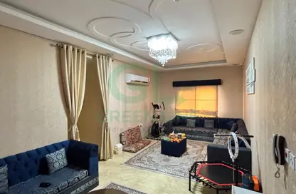 شقة - 3 غرف نوم - 3 حمامات للايجار في البسيتين - المحرق