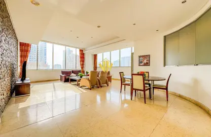 Apartment - 3 Bedrooms - 4 Bathrooms for rent in Al Juffair - Capital Governorate