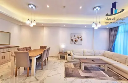 Apartment - 2 Bedrooms - 3 Bathrooms for rent in Al Juffair - Capital Governorate