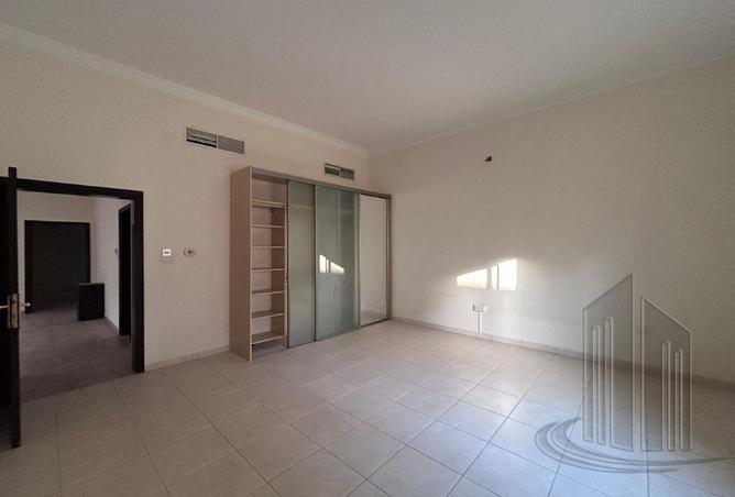 951454 - Property Image 3