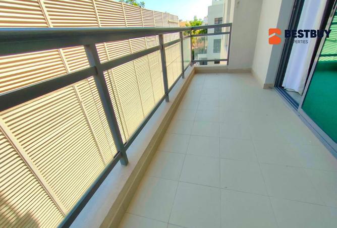 981302 - Property Image 3