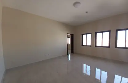 شقة - 2 غرف نوم - 2 حمامات للايجار في القضيبية - المنامة - محافظة العاصمة