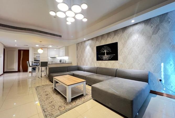 952988 - Property Image 2