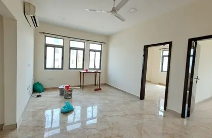 Apartment - 3 Bedrooms - 2 Bathrooms for rent in Gufool - Manama - Capital Governorate