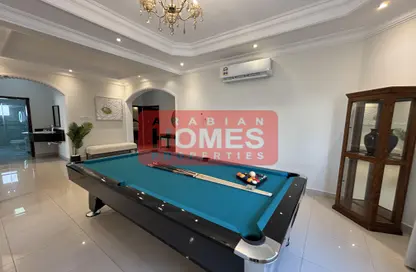 Apartment - 3 Bedrooms - 3 Bathrooms for rent in Al Juffair - Capital Governorate