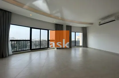 Empty Room image for: Apartment - 1 Bathroom for rent in Adliya - Manama - Capital Governorate, Image 1