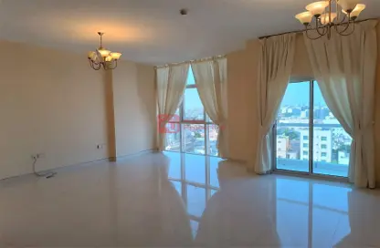 Empty Room image for: Apartment - 2 Bedrooms - 2 Bathrooms for rent in Mahooz - Manama - Capital Governorate, Image 1