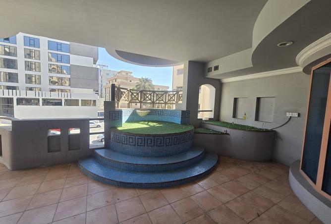 971779 - Property Image 2