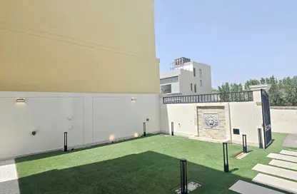 فيلا - 4 غرف نوم - 7 حمامات للبيع في الجنبية - المحافظة الشمالية