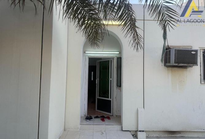 956753 - Property Image 3