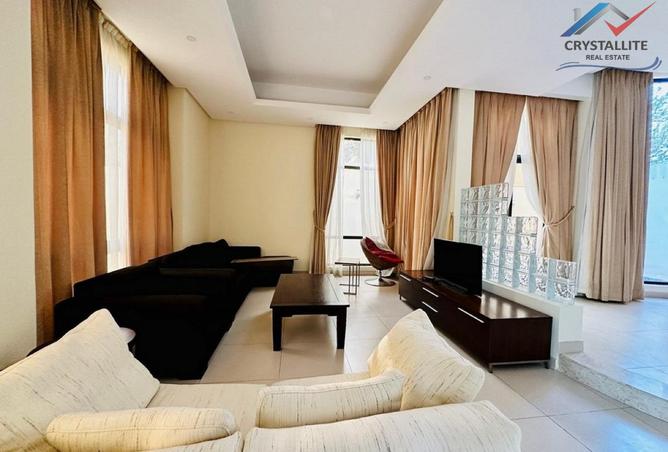 969923 - Property Image 3