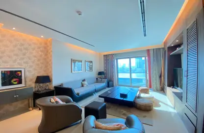 Apartment - 3 Bedrooms - 4 Bathrooms for rent in Reef Island - Capital Governorate
