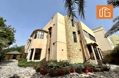 Villa - 4 Bedrooms - 5 Bathrooms for sale in Alhajiyat - Riffa - Southern Governorate