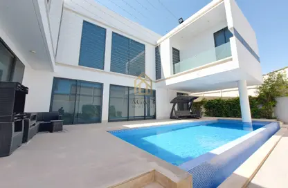 Villa - 5 Bedrooms - 7 Bathrooms for rent in Mahooz - Manama - Capital Governorate