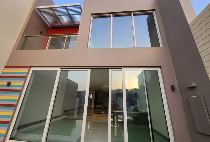 968912 - Property Image 2